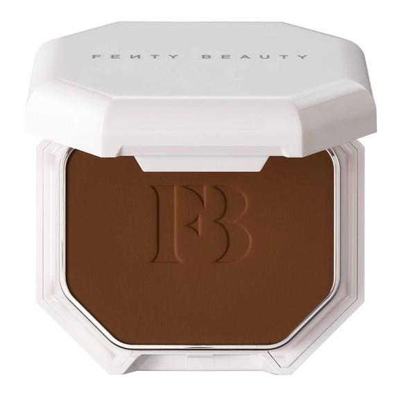 Fenty 490 Pro Filt’r Soft Matte Longwear Powder Foundation - Picture 1 of 6